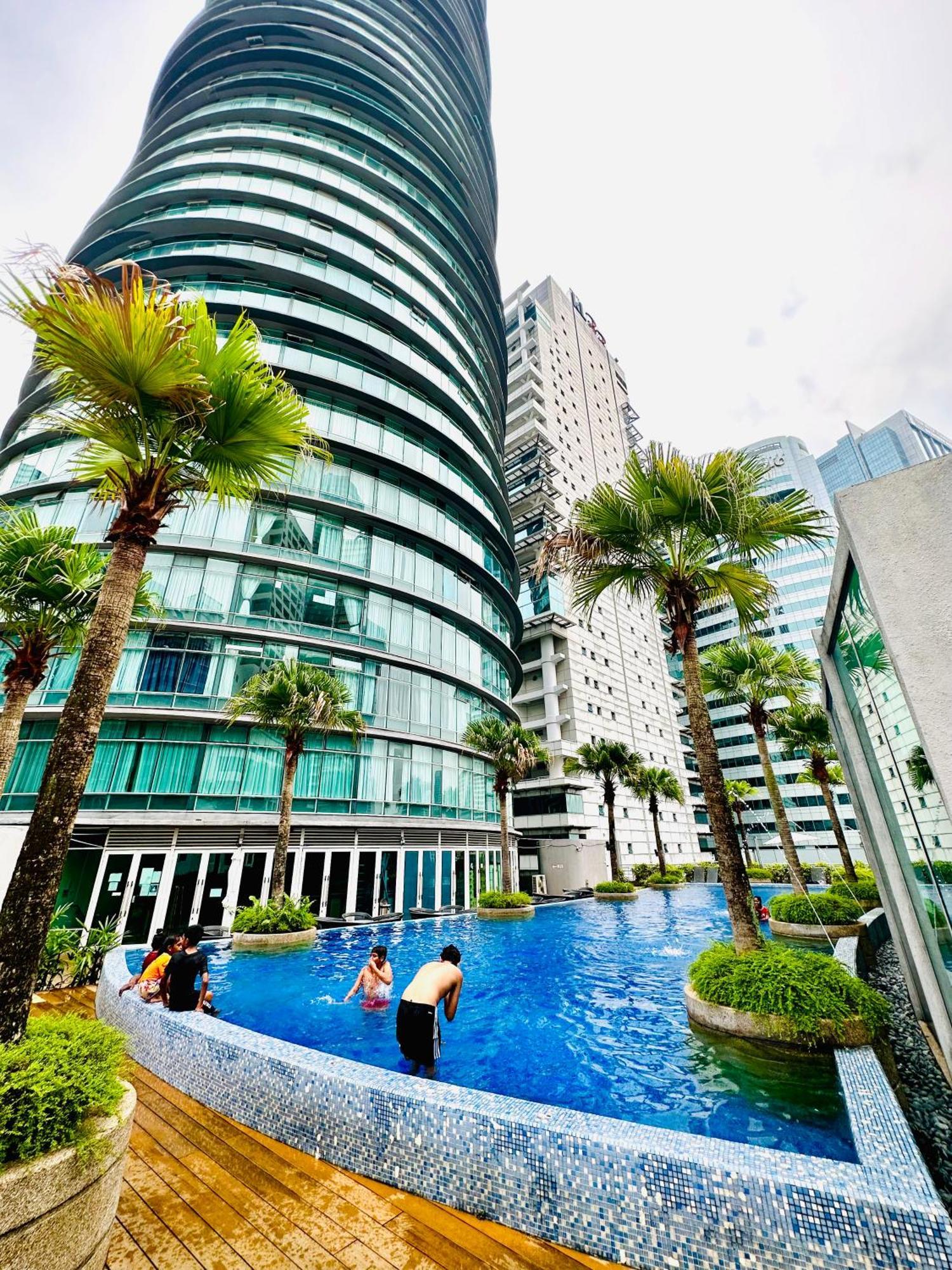 Vortex Klcc Suites By Cityboxz Куала Лумпур Екстериор снимка
