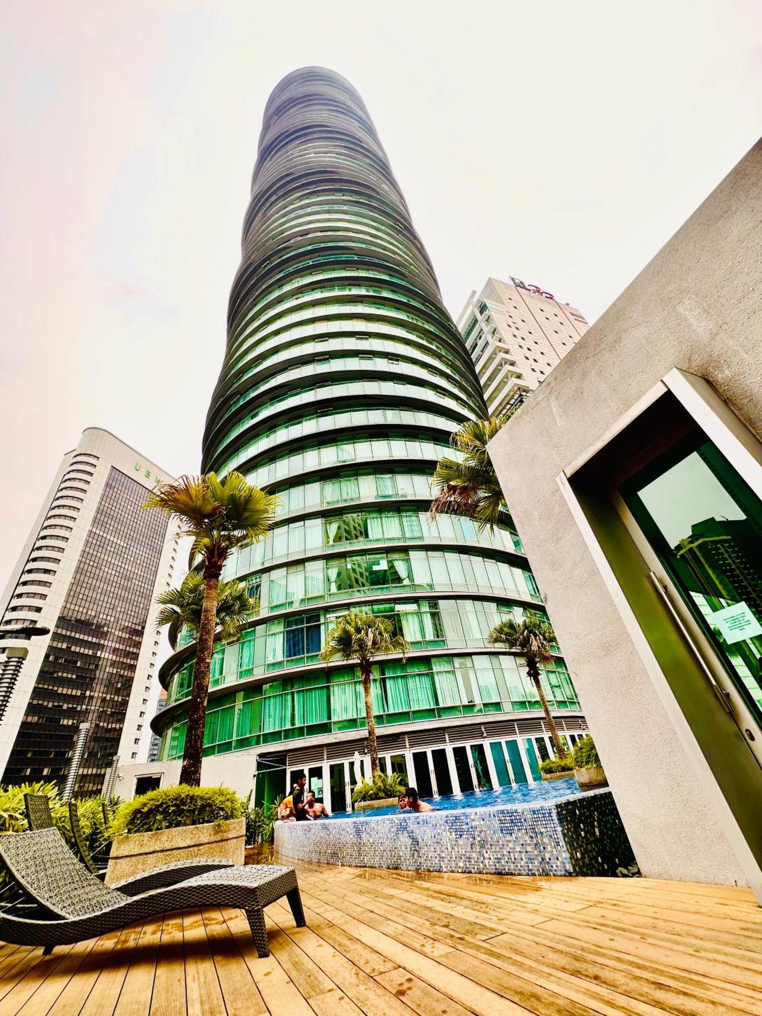 Vortex Klcc Suites By Cityboxz Куала Лумпур Екстериор снимка